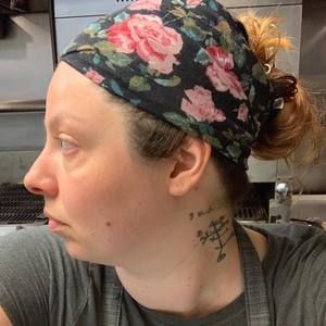 Meet your Posher, Sinem